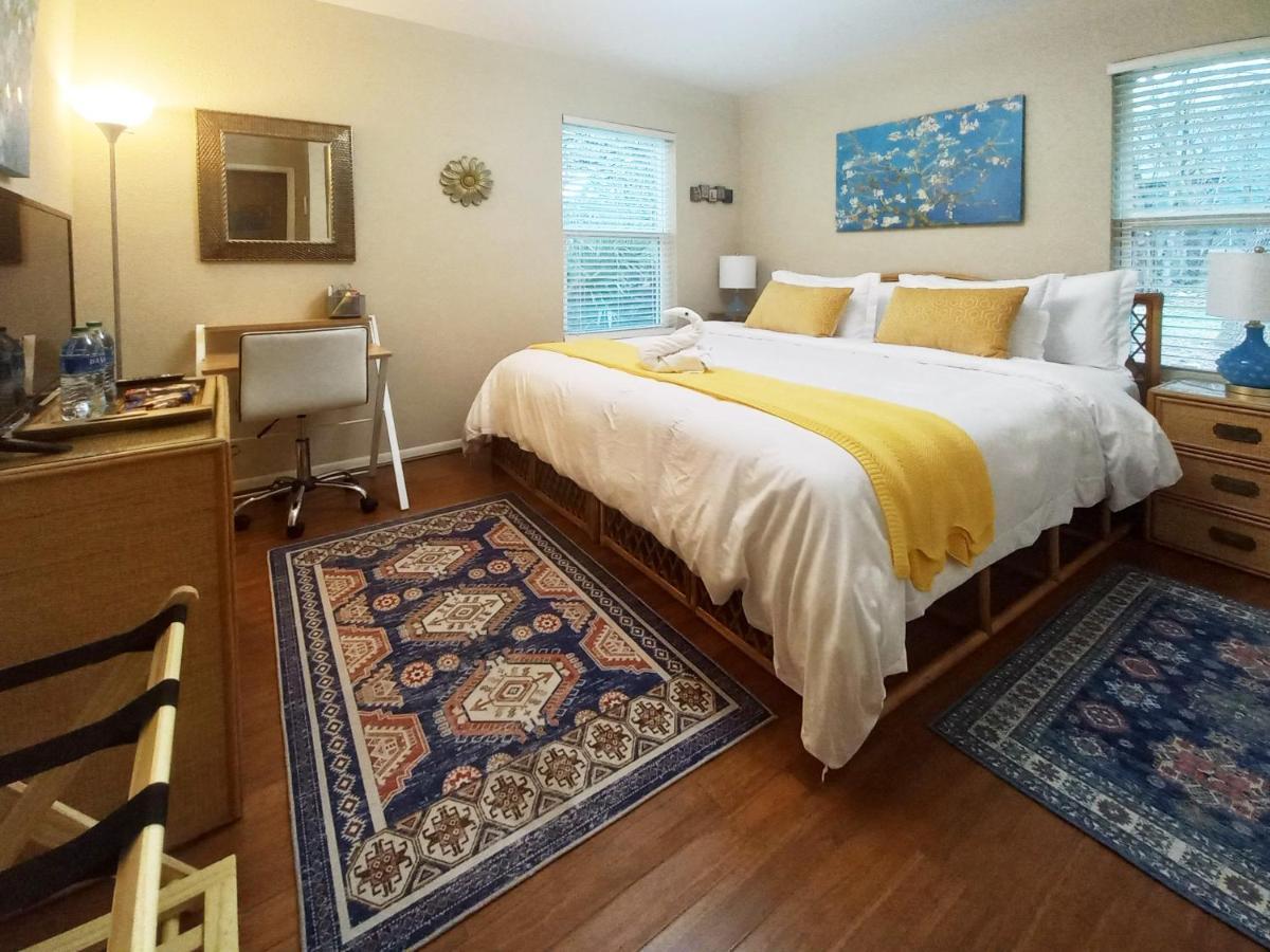 Apartmán King Bed In Relaxing Oasis, With Free Snack/Wi-Fi/Parking San Marcos Exteriér fotografie